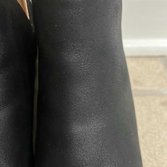 Journey Collection Ankle Boots in Black - Picture 7 of 7